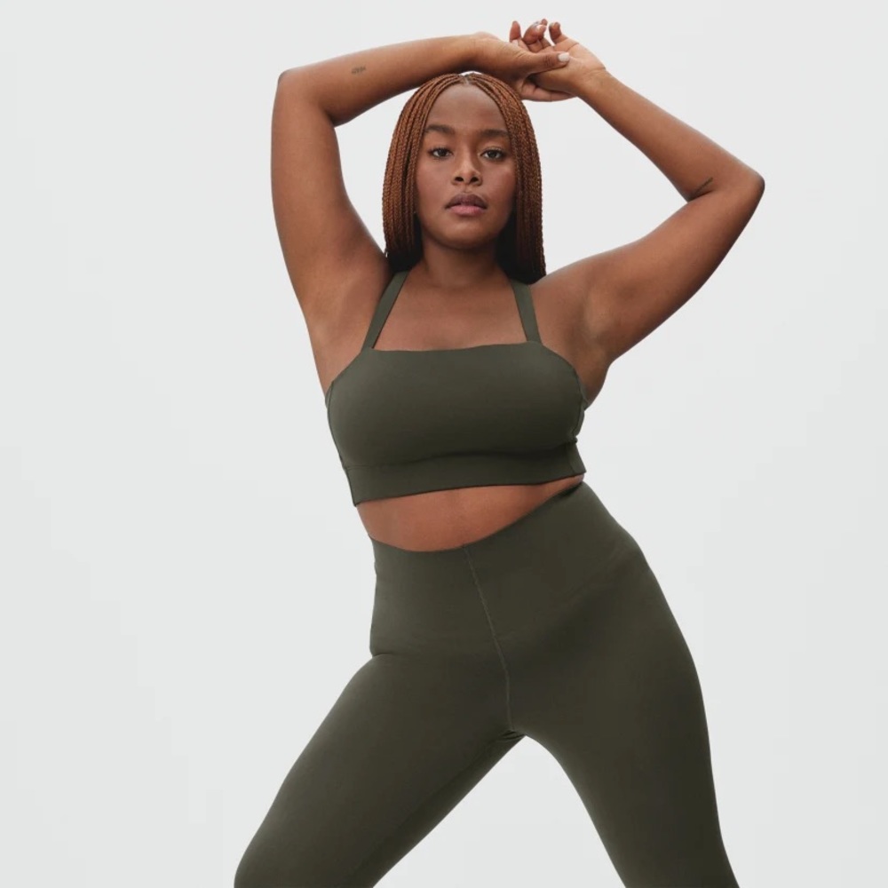 Everlane Perform Sculpt Legging